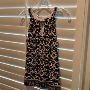 Sleeveless halter type blouse